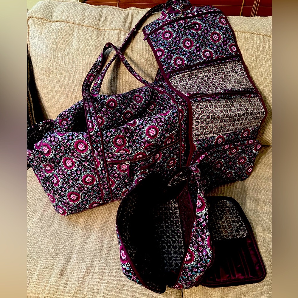 Vera Bradley travel set in Lilac Medallion